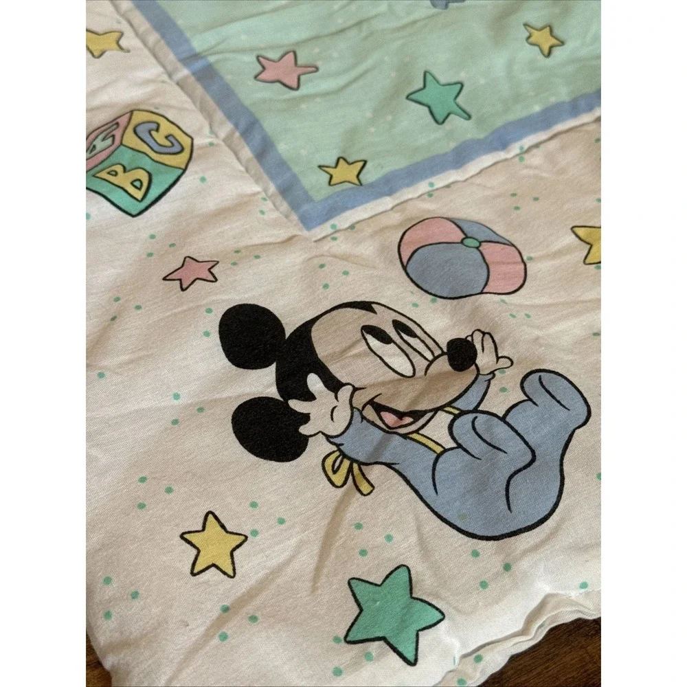 Vintage Disney Babies Mickey Minnie Donald Daisy Quilted Baby Blanket Dundee USA